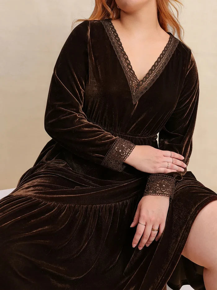 Plus Size Lace Detail V-Neck Long Sleeve Midi Dress - Dresses