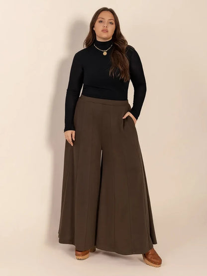 Plus Size Wide Leg Pants with Pockets - Trousers