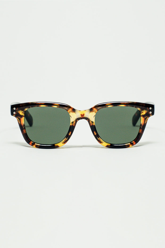 Polarised Sunglasses with dark Lens With Tortoise Sheel Frame