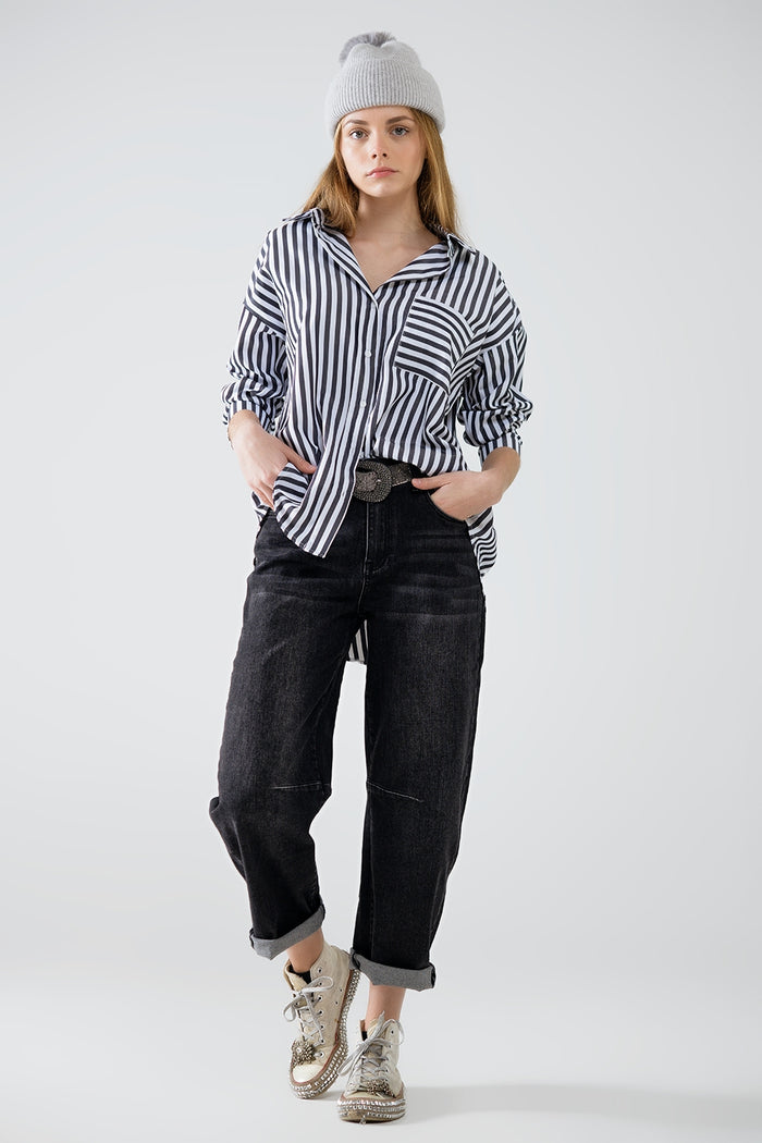 Poplin shirt with vertical stripes in black and chest pocket - Shirts