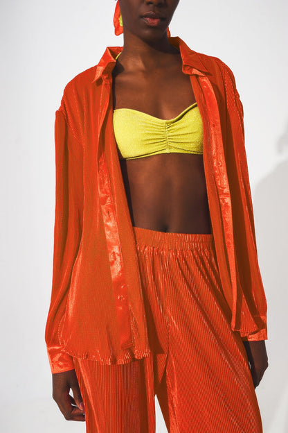Relaxed pleated satin shirt in orange - Shirts