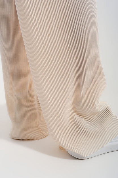 Relaxed wide leg trousers in plisse cream - trousers