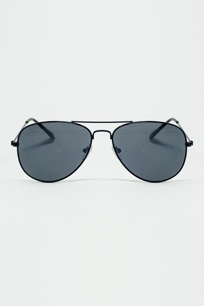 Retro Aviator SunglassesWith Smoke Lense in Black