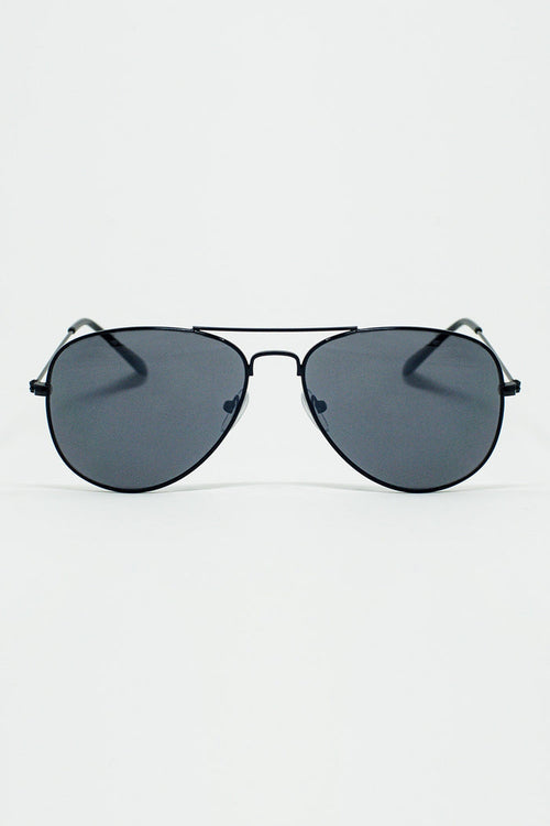 Retro Aviator SunglassesWith Smoke Lense in Black