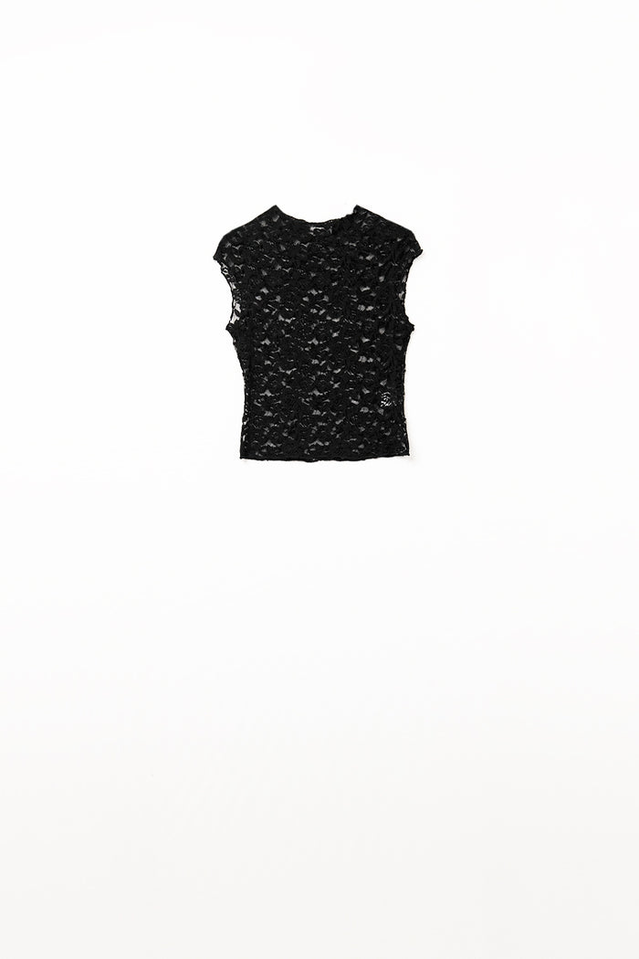 Romantic Lace T-shirt With Cap Sleeves in Black