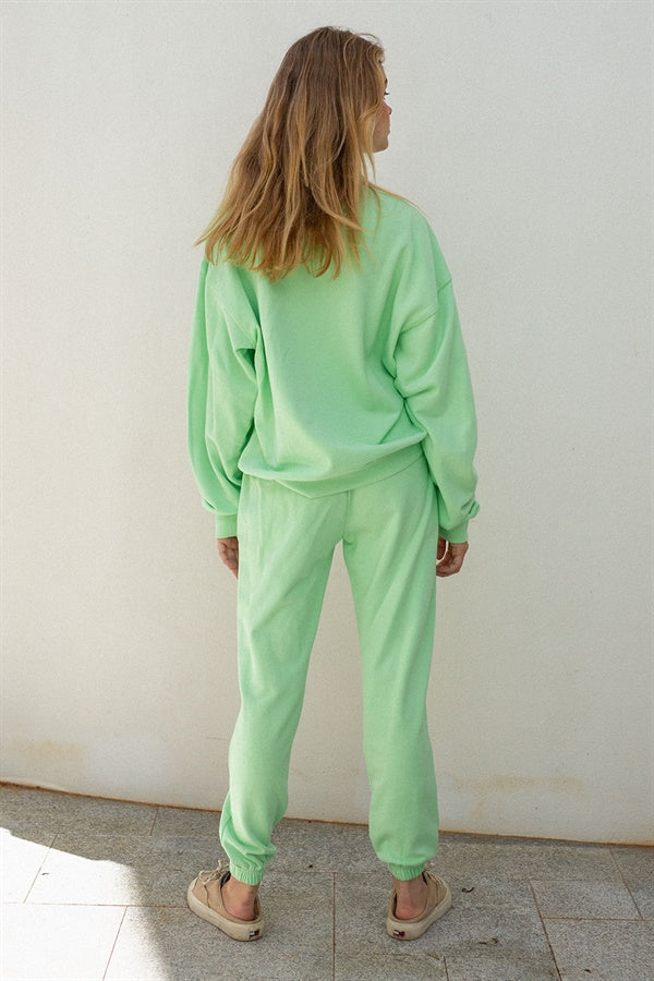 SAMPLE-Ivy Crew Sweater