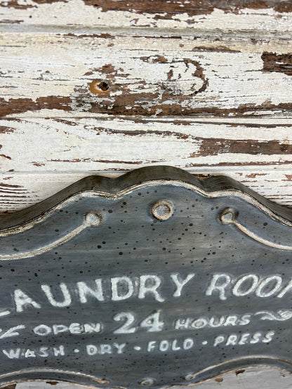 Scalloped Metal Laundry Sign