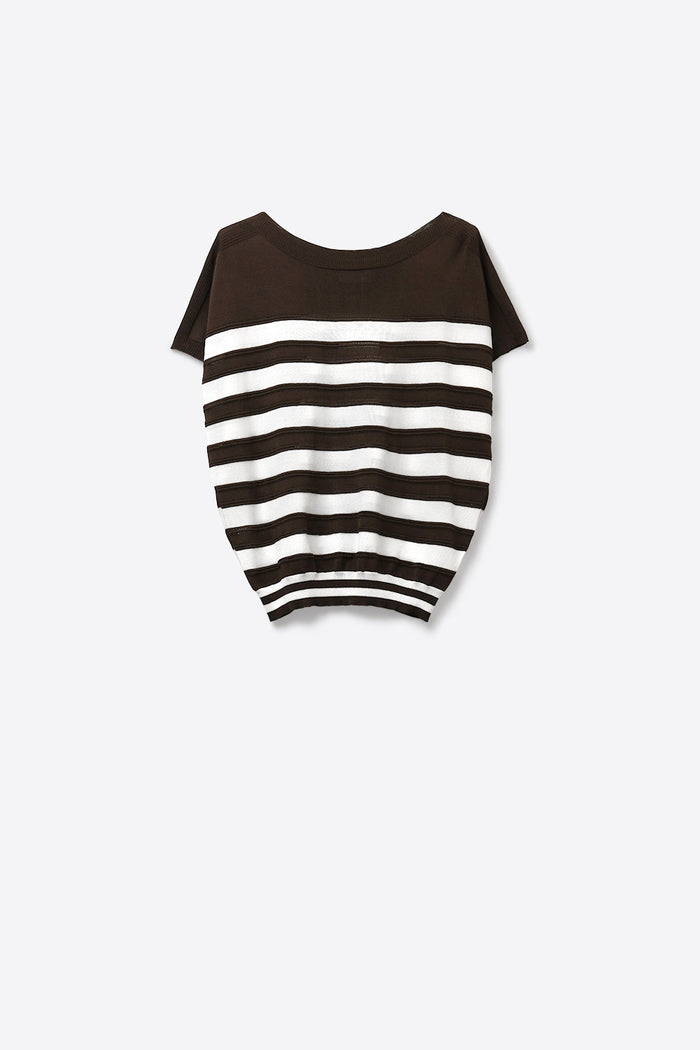 Short-Sleeve Striped Knit sweater in brown