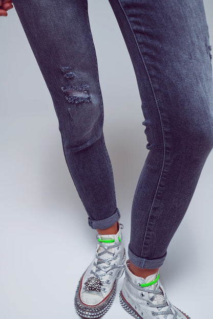 Skinny Fit Distressed Jeans in Grey - Denim