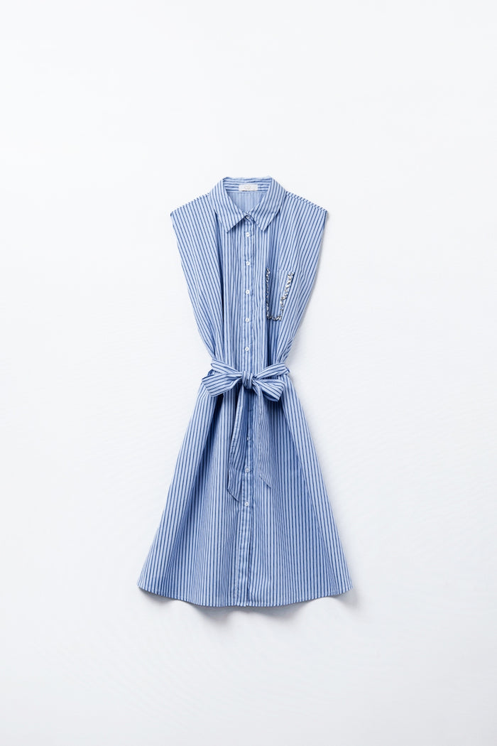 Sleeveless Shirt Dress With Belt And Embroidered Pocket - dress