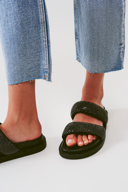 Sraight-leg jeans with exposed buttons and ripped knees in light wash - Denim