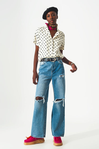Straight jean in medium wash with rip and split hem - Denim