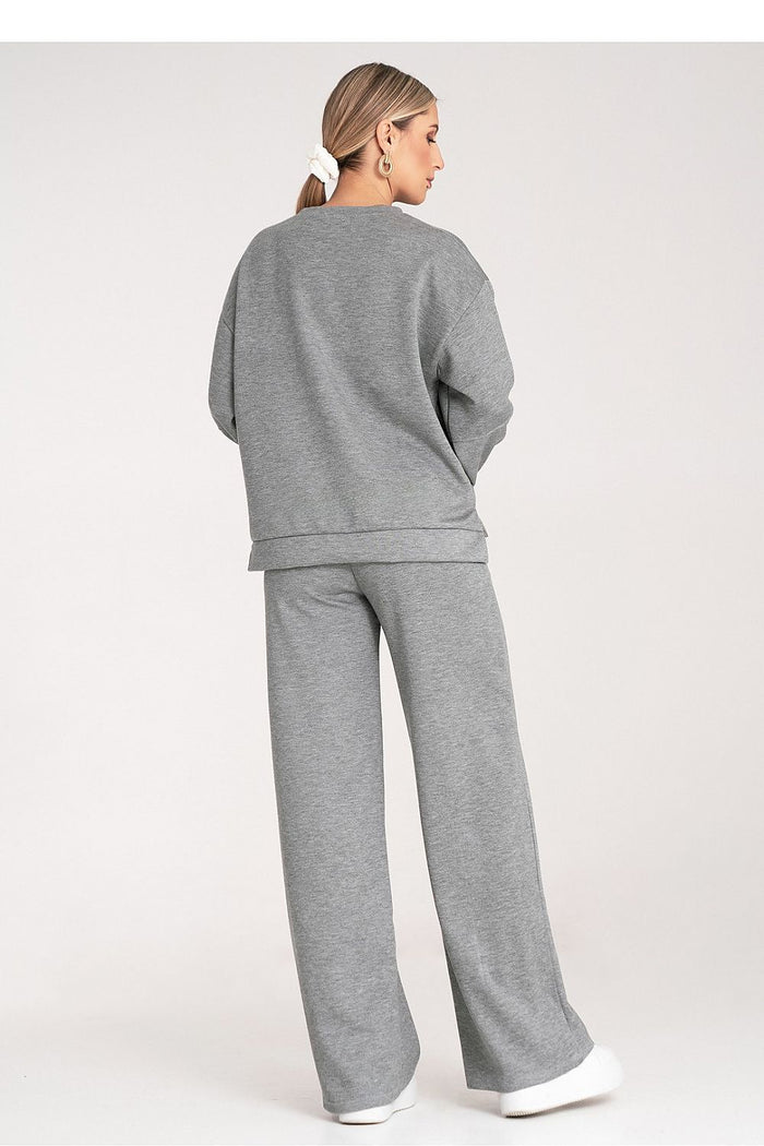 Trendy Women's Lounge Set for Everyday Comfort - Sets
