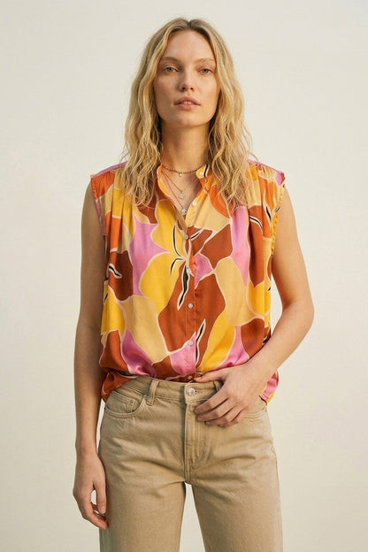 Tropical Print Button-Front Sleeveless Blouse in orange Warm Tones