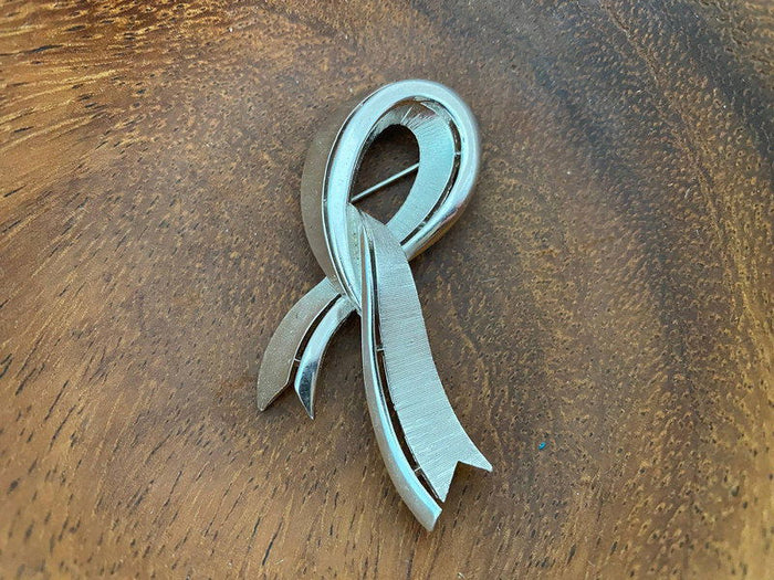 Vintage Crown Trifari Silvertone Ribbon Brooch Pin at Duckwells