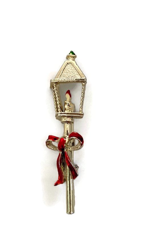 Vintage Gerry's Christmas Lantern Holiday Brooch at Duckwells