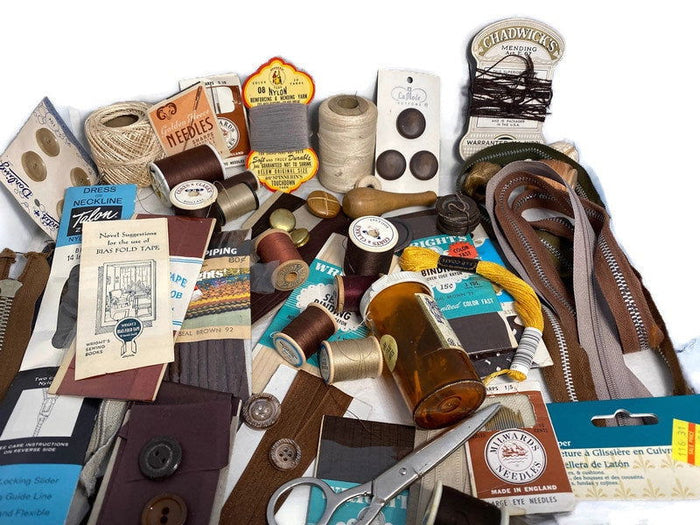Vintage Sewing Supplies Brown at Duckwells