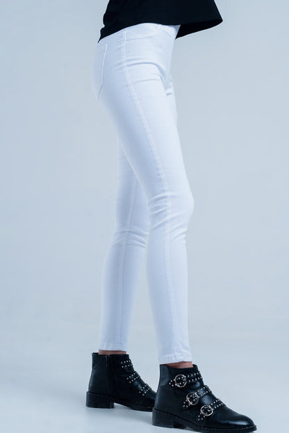 White Jeggings with back pockets - trousers