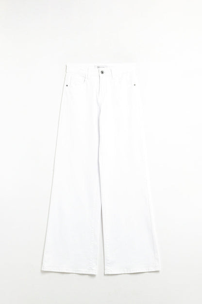 White Straight Pants wide leg - Coloured Jeans