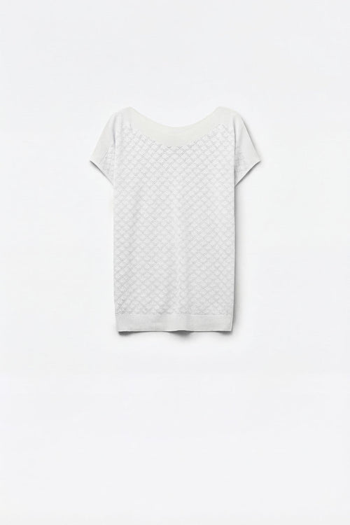 White Textured Knit Sweater with Diamond Pattern