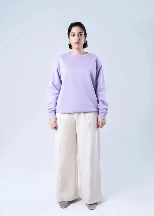 Women's lilac winter sweatshirt, front view with loose fit and ribbed hems