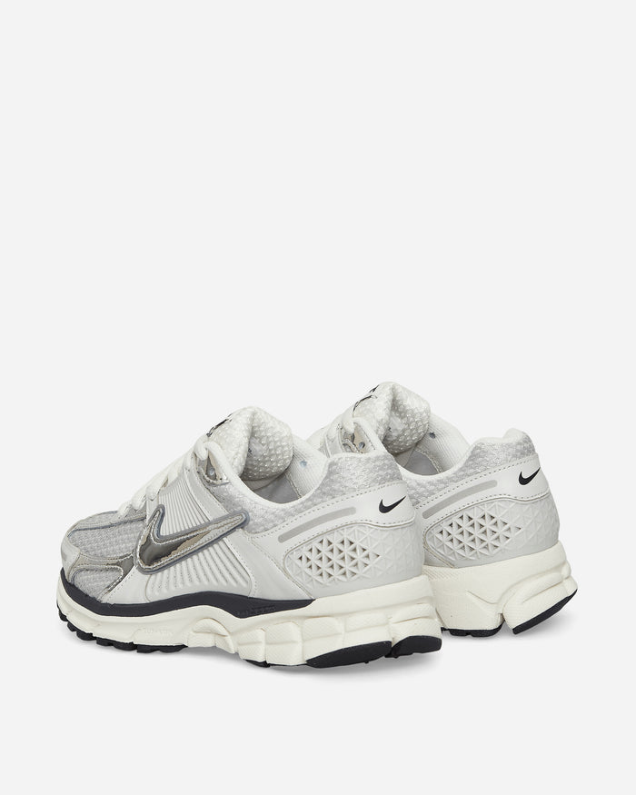 Nike W Nike Zoom Vomero 5 Photon Dust/Chrome Sneakers Low FD0884-025