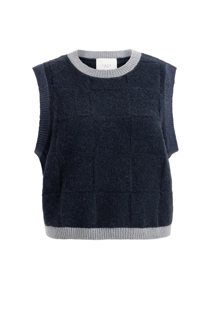 YAYA Spencer Jumper with Check Textured - Cat Black Dessin 01-000634-609 front view Shop YAYA at Dotique